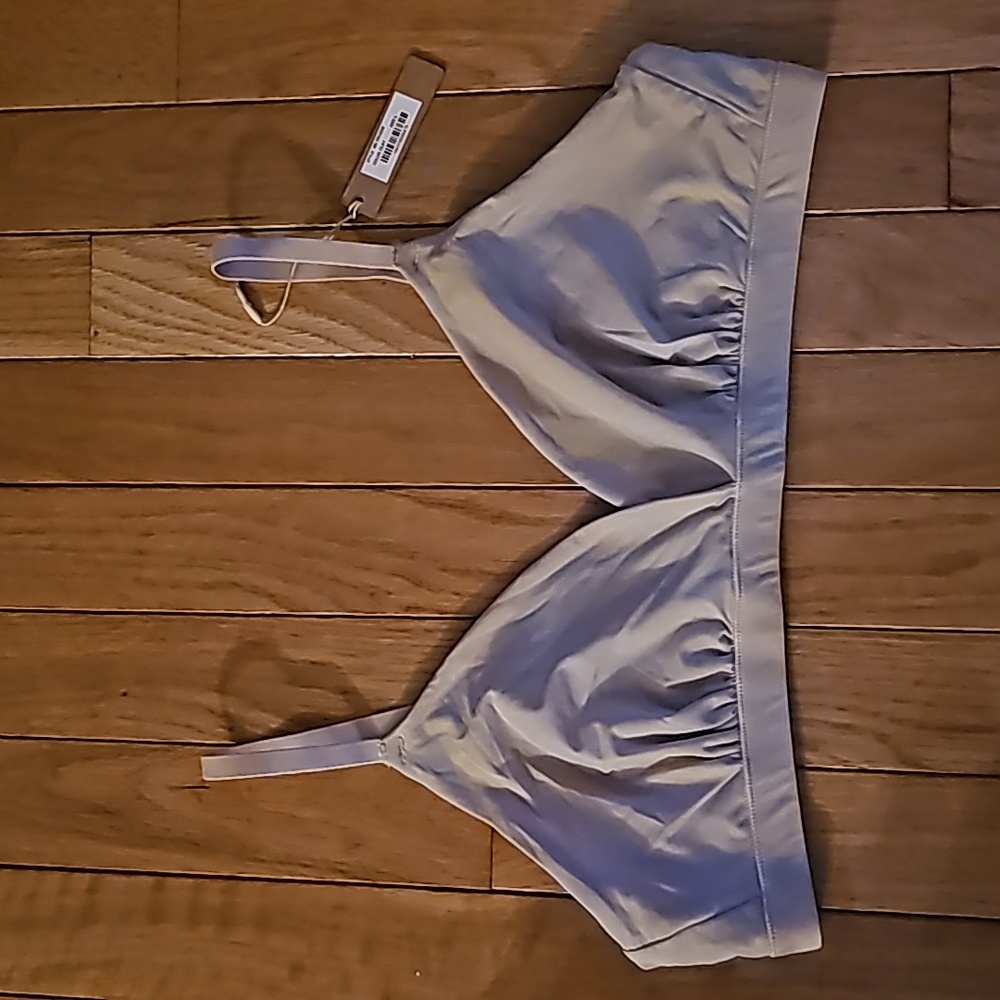 SKIMS - TRIANGLE BRALETTE - CLAY